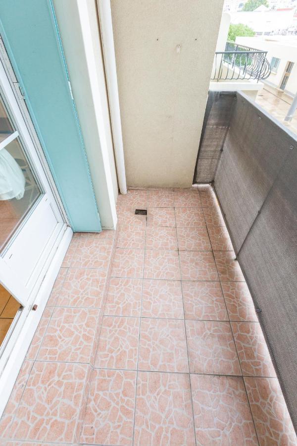 Appartement Superbe T4 renove spacieux avec stationnement libre et gratuit à Marseille Extérieur photo