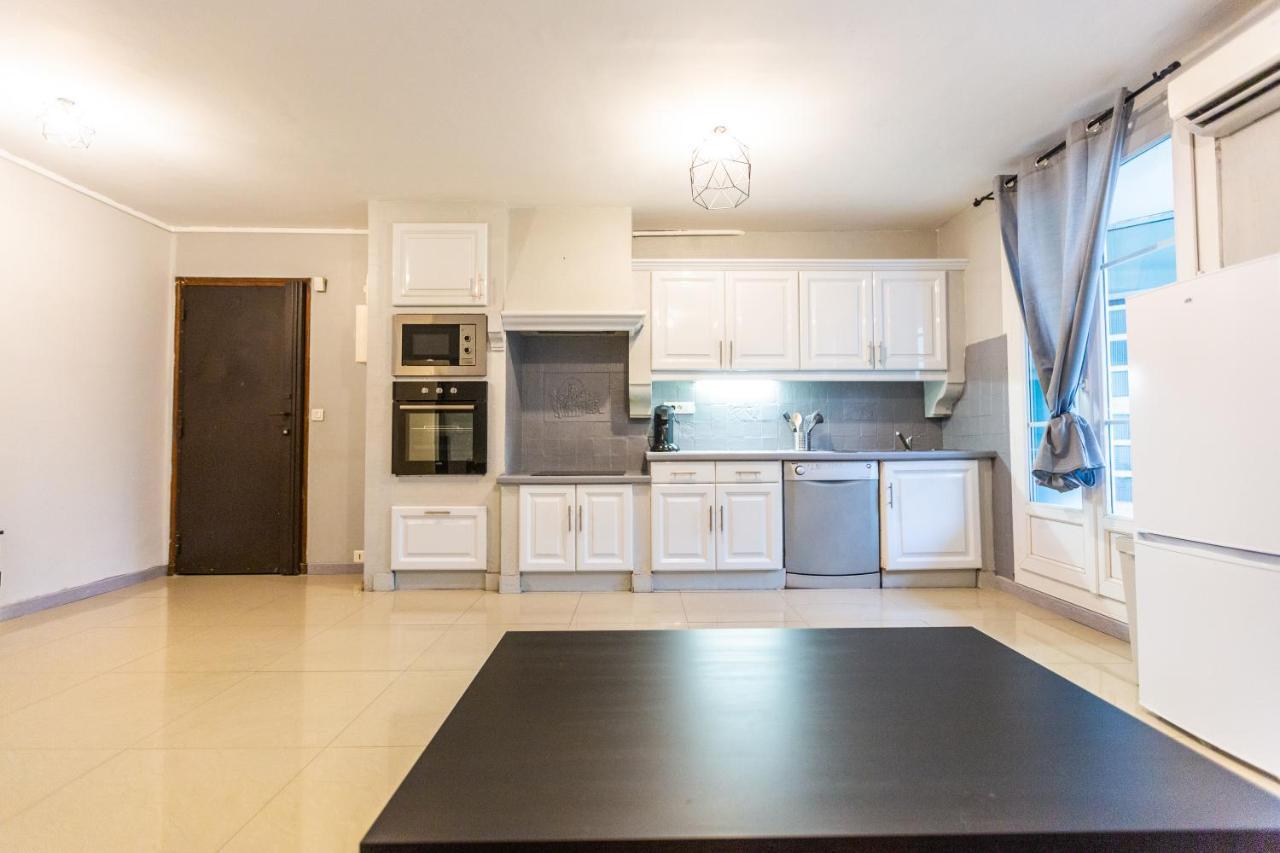 Appartement Superbe T4 renove spacieux avec stationnement libre et gratuit à Marseille Extérieur photo