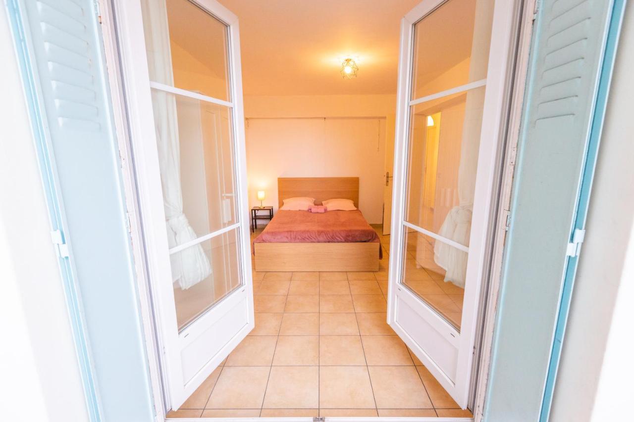 Appartement Superbe T4 renove spacieux avec stationnement libre et gratuit à Marseille Extérieur photo
