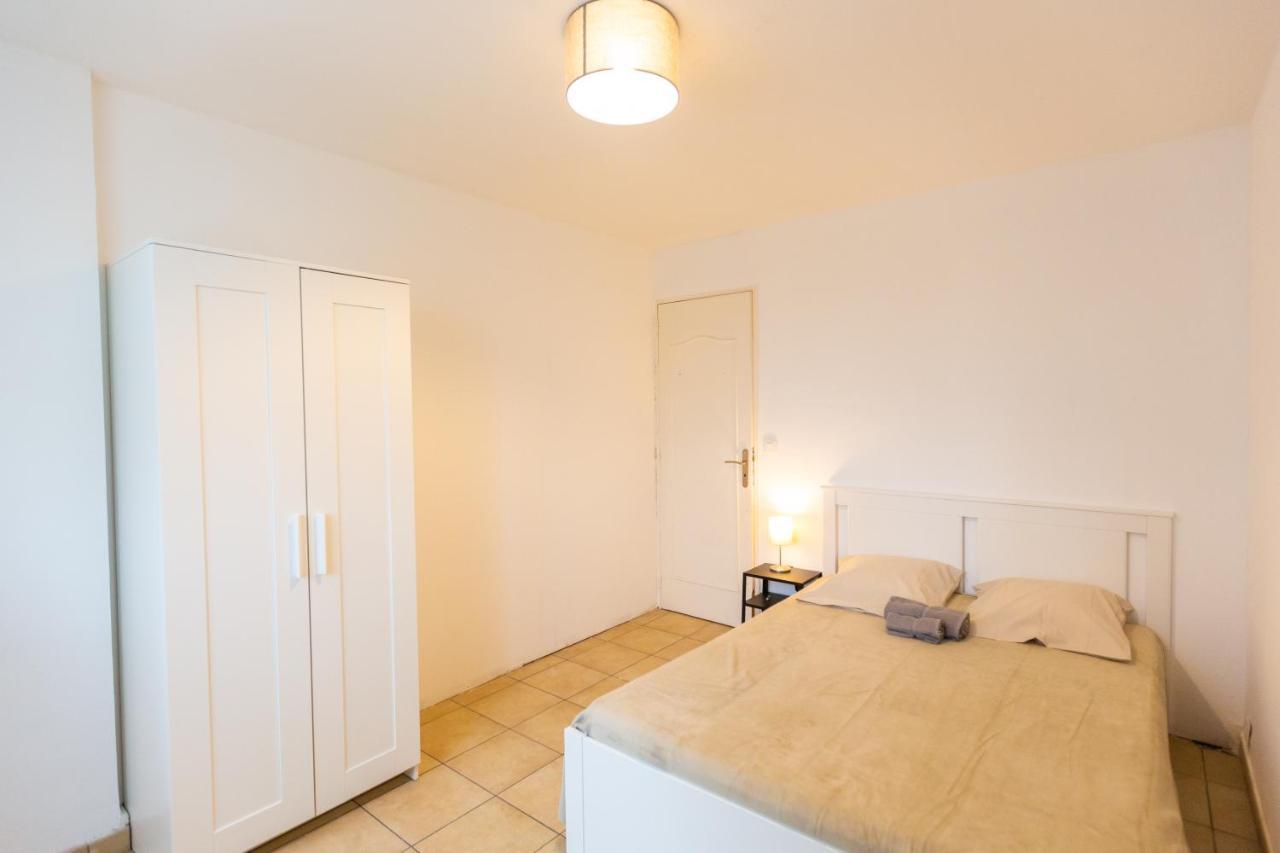 Appartement Superbe T4 renove spacieux avec stationnement libre et gratuit à Marseille Extérieur photo