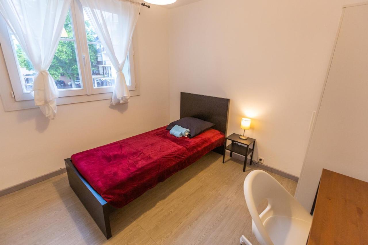 Appartement Superbe T4 renove spacieux avec stationnement libre et gratuit à Marseille Extérieur photo