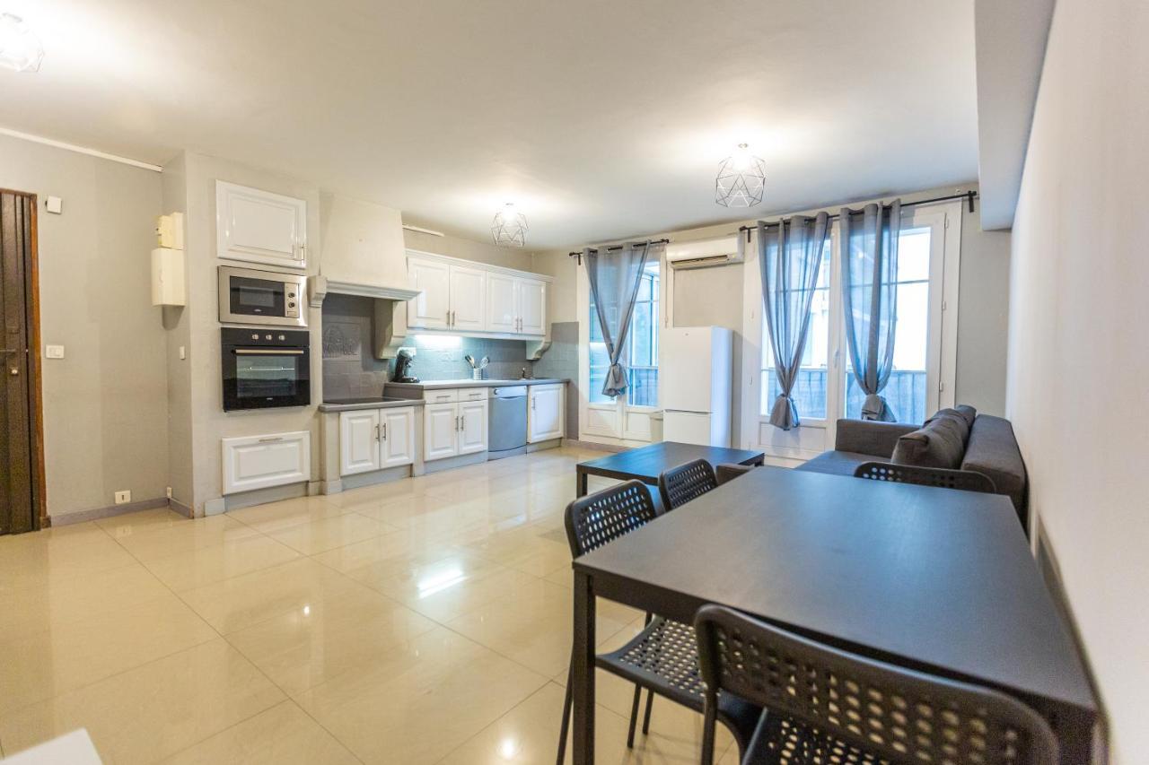 Appartement Superbe T4 renove spacieux avec stationnement libre et gratuit à Marseille Extérieur photo
